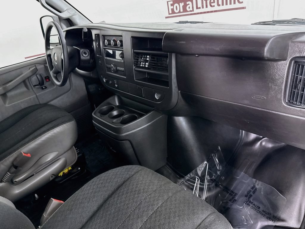 Used 2025 GMC Savana 2500 w/ Driver Convenience Package RWD image 27
