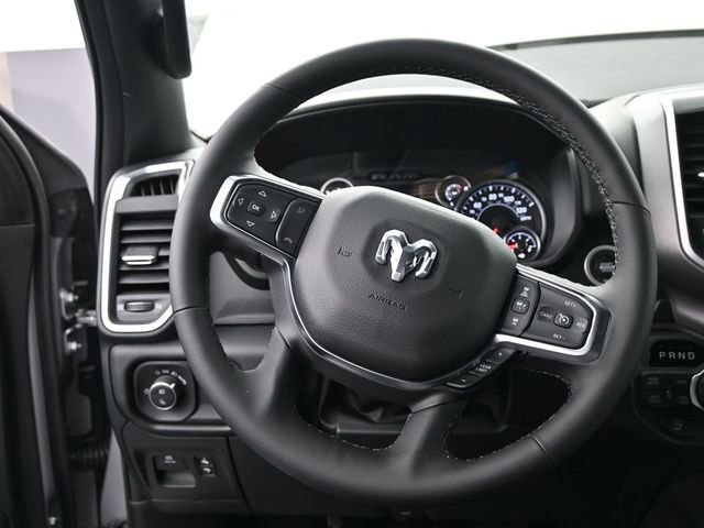 New 2026 RAM 1500 4x4 Crew Cab image 30