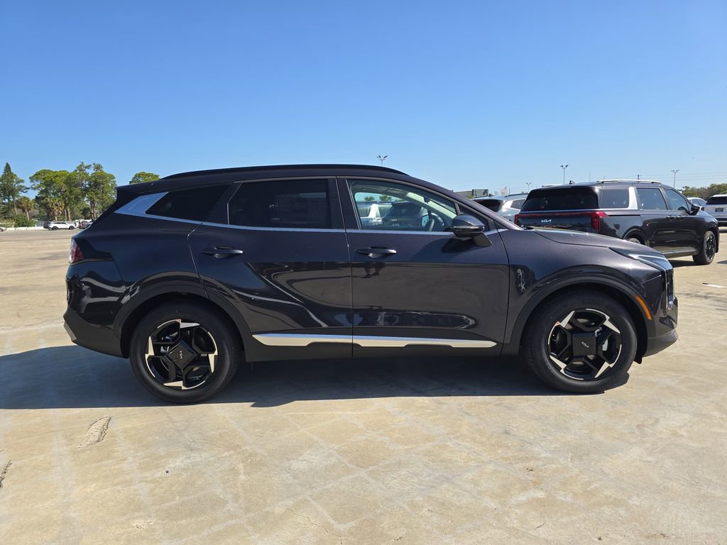 New 2026 Kia Sportage EX image 9