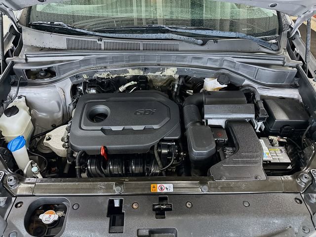 Used 2018 Hyundai Santa Fe Sport image 28