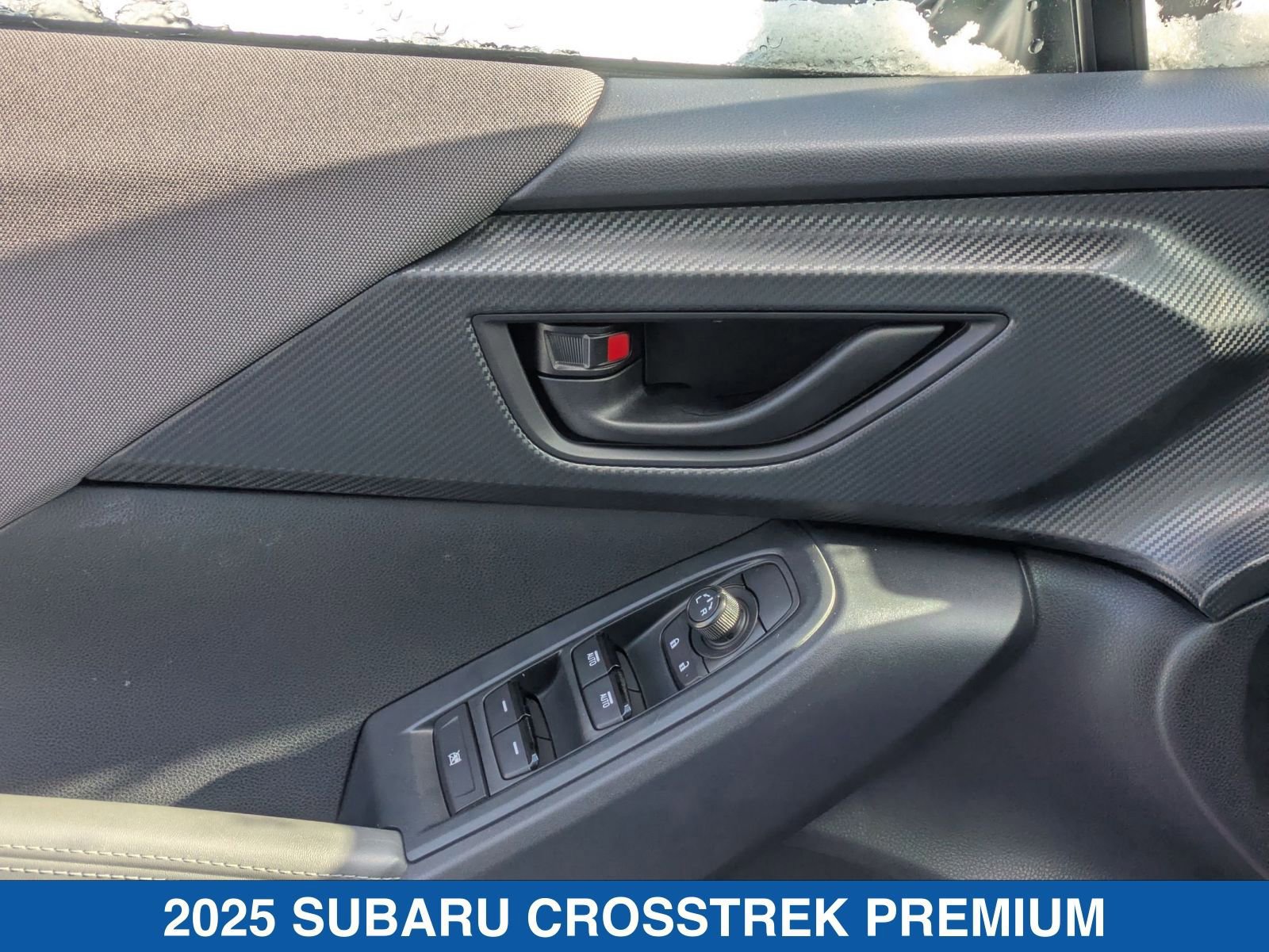 Certified 2025 Subaru Crosstrek 2.0i Premium image 13