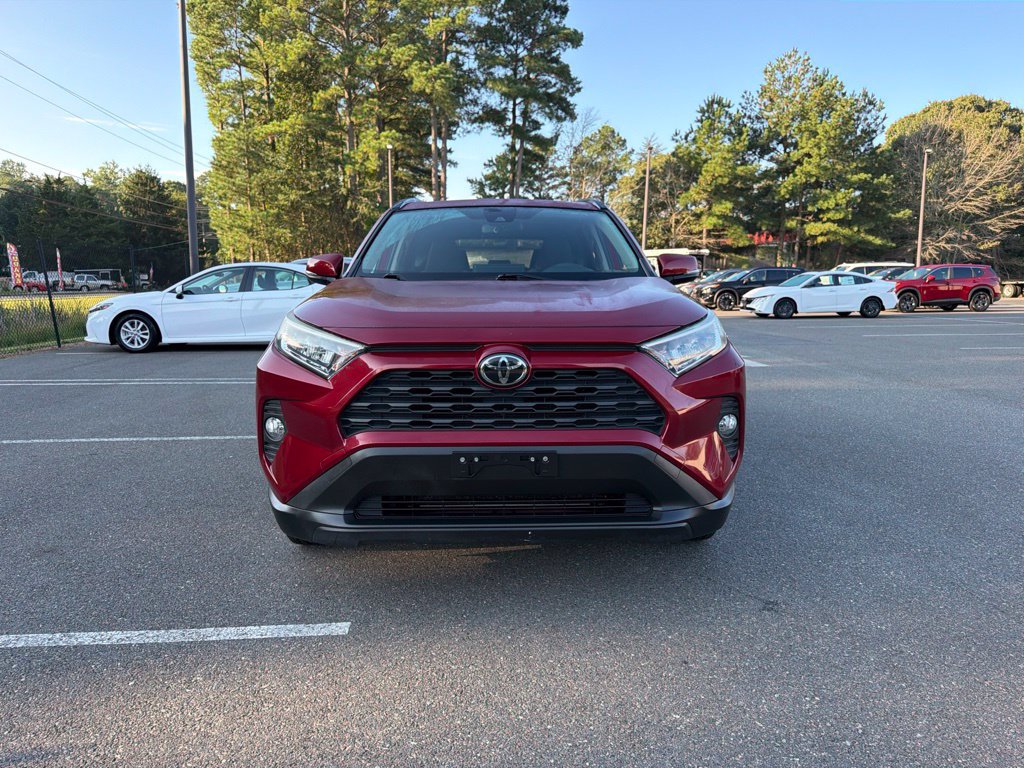 Used 2019 Toyota RAV4 XLE w/ Convenience Package AWD/4WD image 3