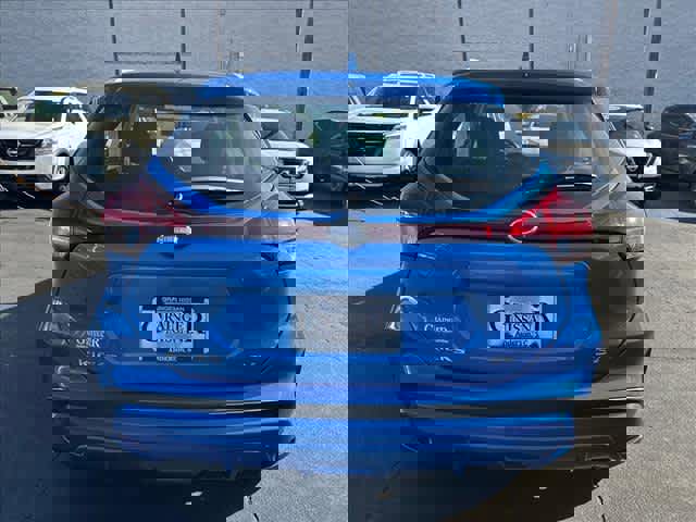 Used 2023 Nissan Kicks SV image 4