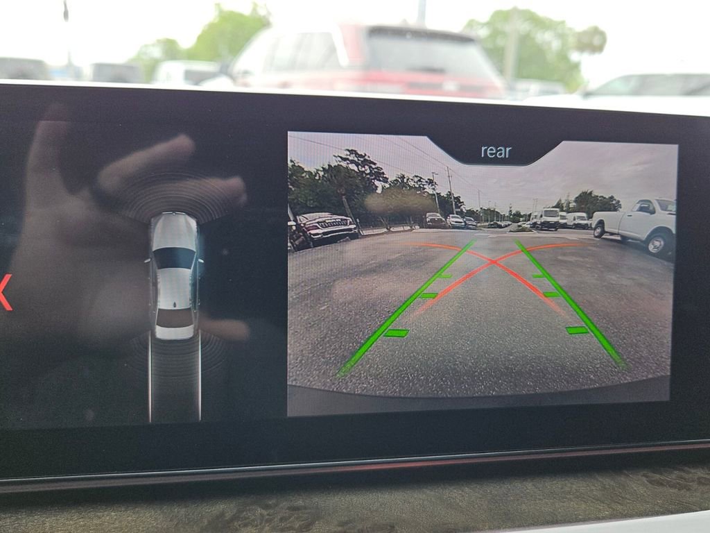 Used 2019 BMW 540i w/ Convenience Package RWD image 19