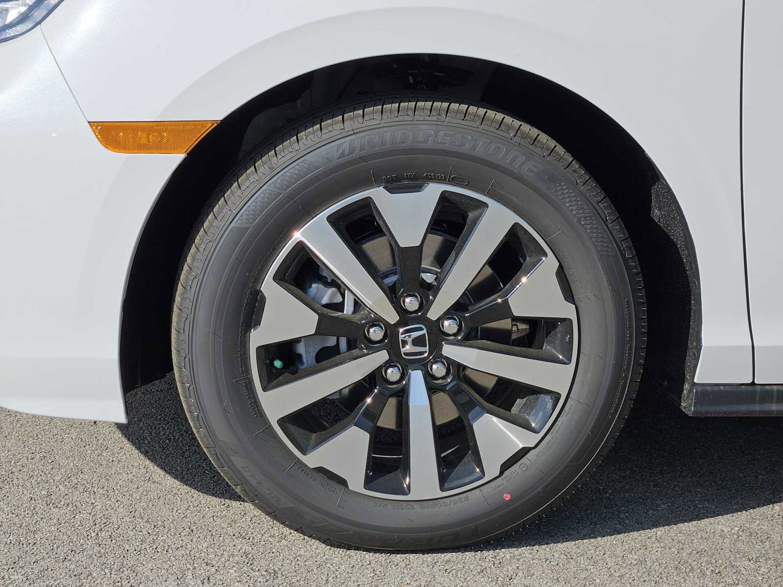 New 2026 Honda Odyssey EX-L image 9