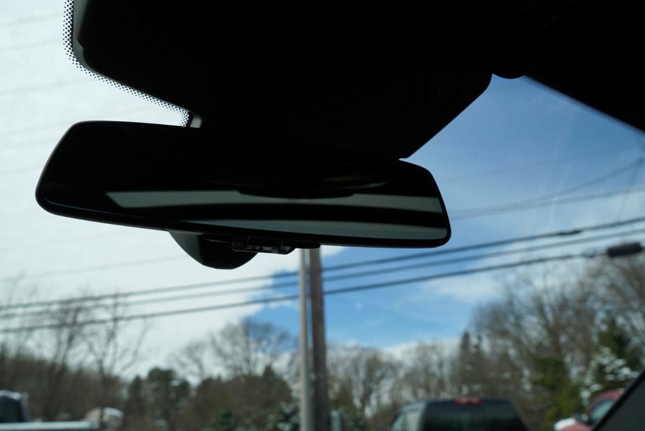 Used 2023 BMW X4 M Sports Activity Coupe w/ Competition Package image 33