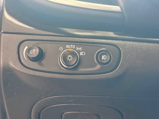 Used 2017 Buick Encore Essence AWD/4WD image 11