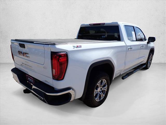 Used 2022 GMC Sierra 1500 SLT w/ X31 Off-Road Package AWD/4WD image 4