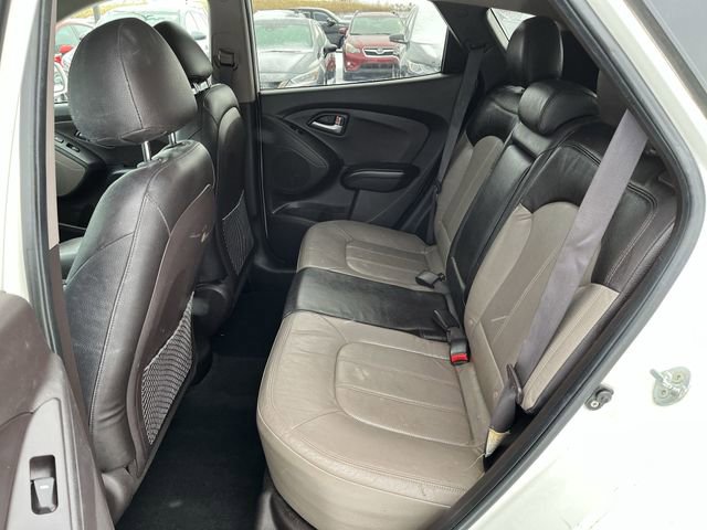 Used 2012 Hyundai Tucson Limited image 24