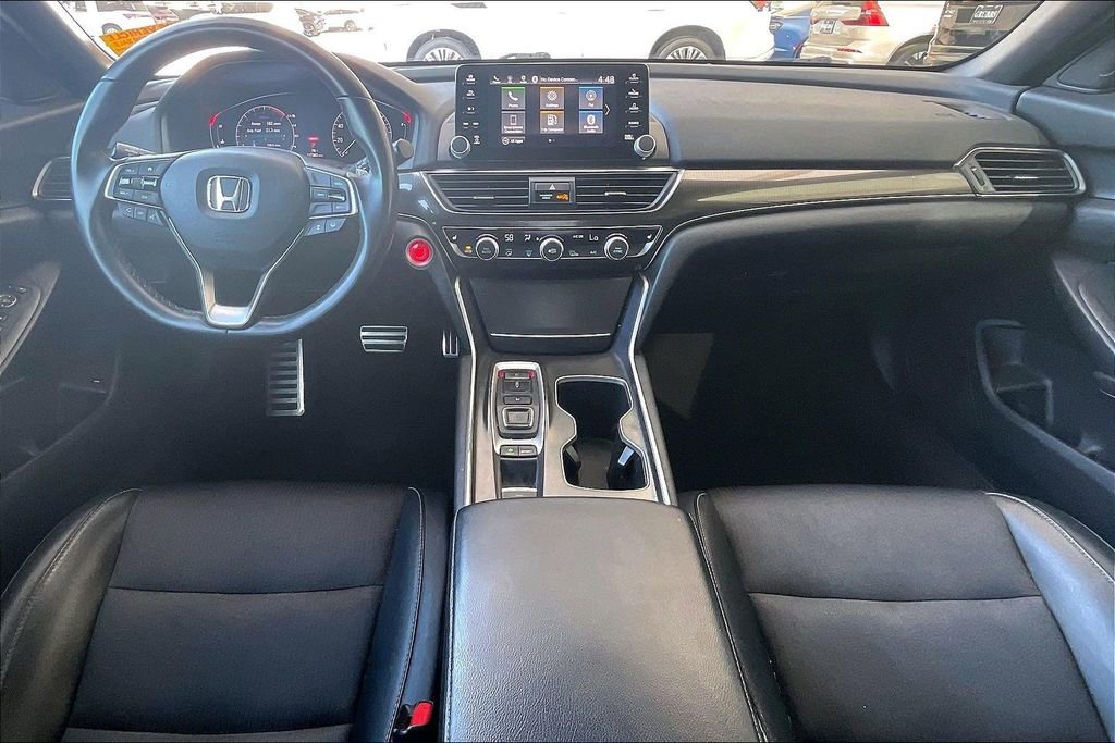 Used 2018 Honda Accord Sport image 16