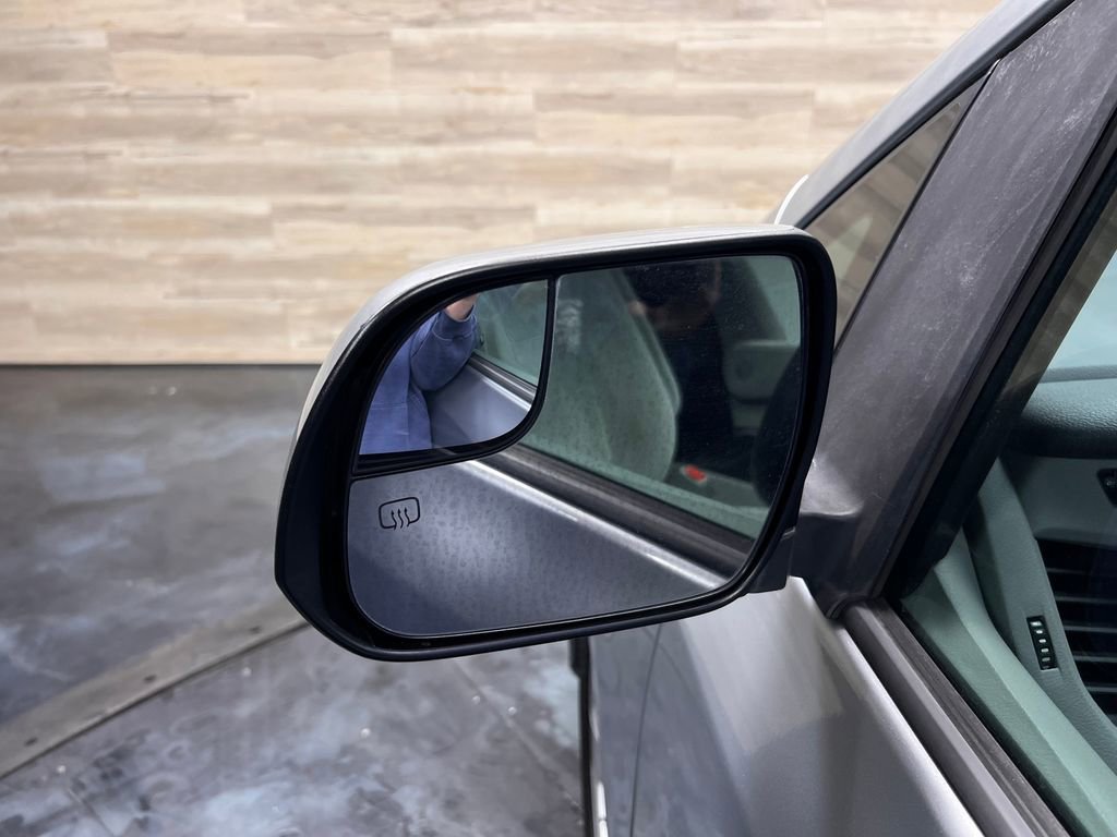 Used 2019 Toyota Sienna LE FWD image 30