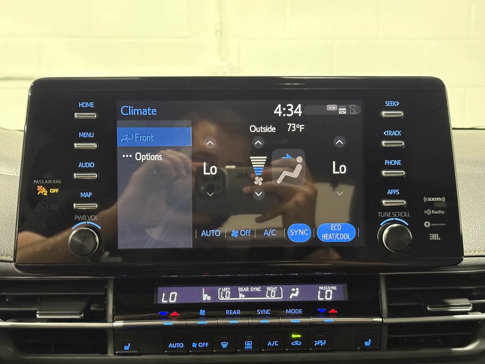 Used 2022 Toyota Sienna XLE Woodland Edition w/ Protection Package (TMS) AWD/4WD image 38