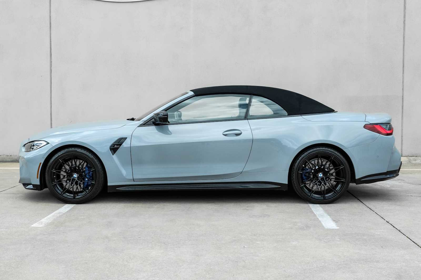 Used 2022 BMW M4 xDrive Competition w/ Parking Assistance Package AWD/4WD image 11