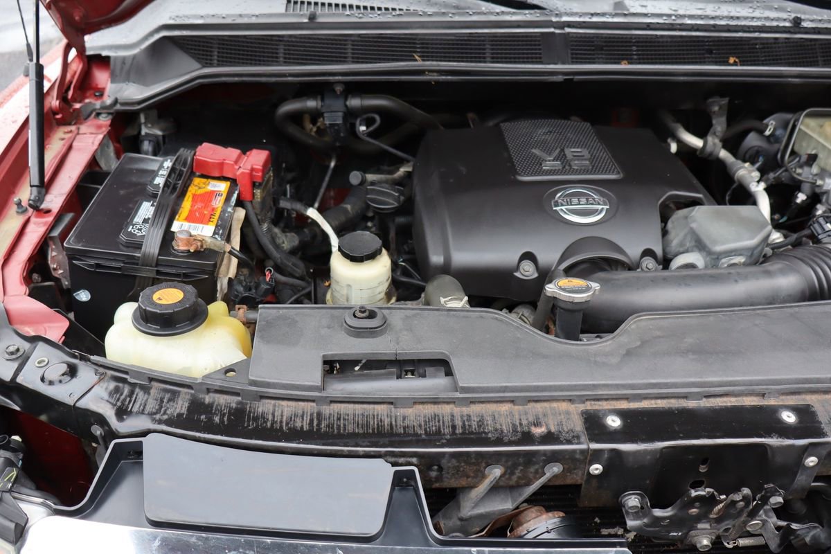 Used 2013 Nissan Titan SV w/ SV Value Truck Pkg image 38