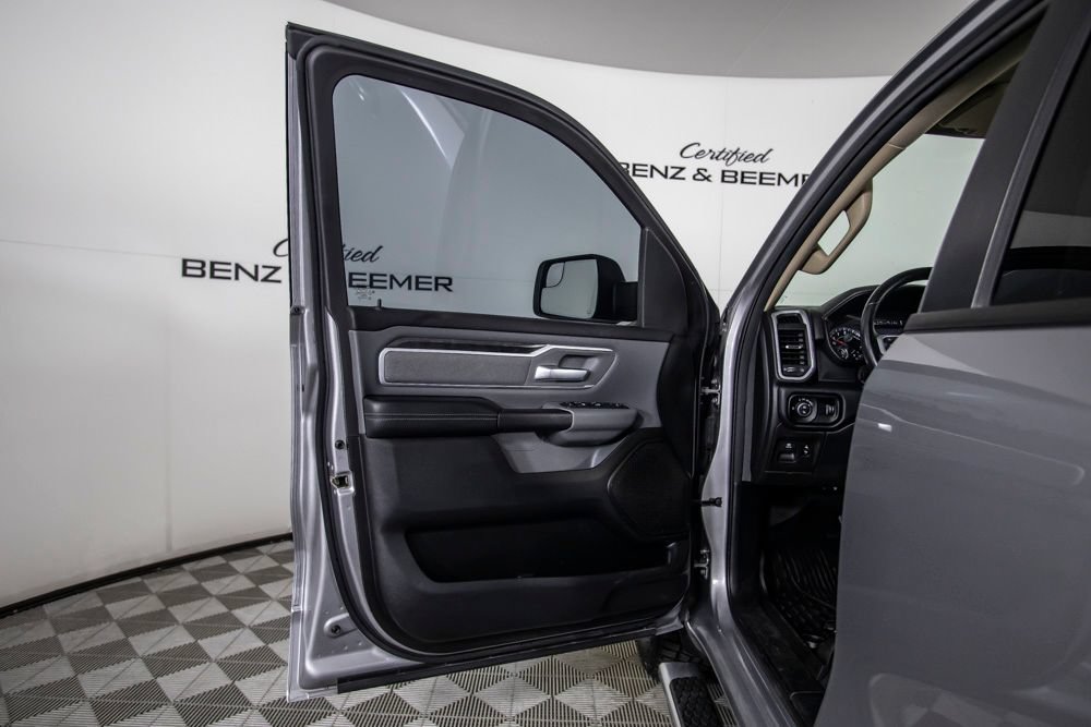Used 2020 RAM 1500 Big Horn AWD/4WD image 17