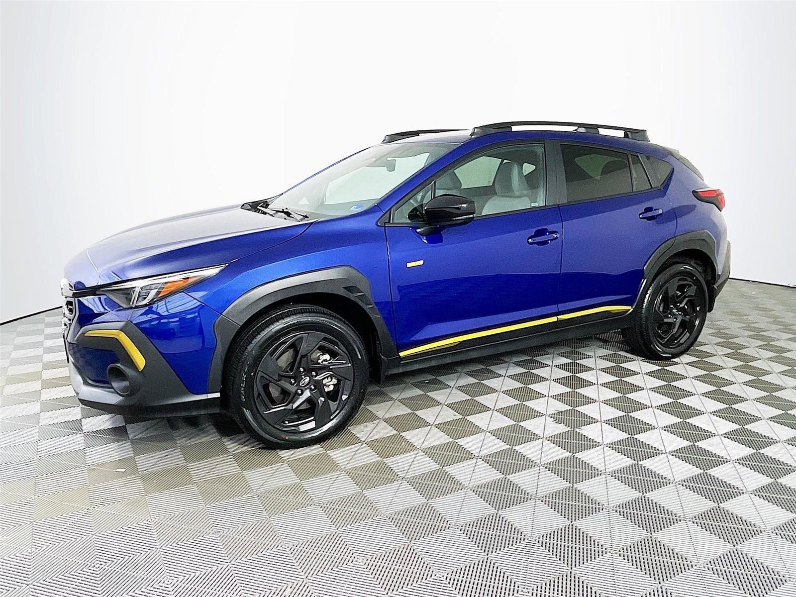 Used 2025 Subaru Crosstrek 2.5i Sport w/ Crosstrek Mirror Package AWD/4WD image 4