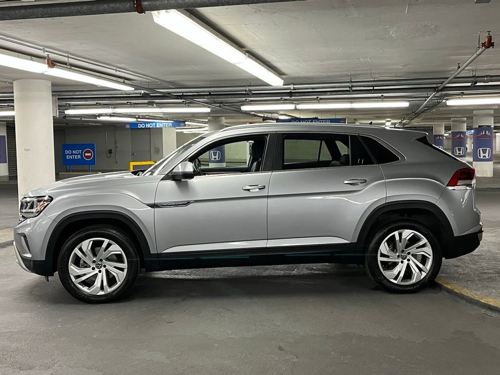Certified 2020 Volkswagen Atlas Cross Sport SEL image 33