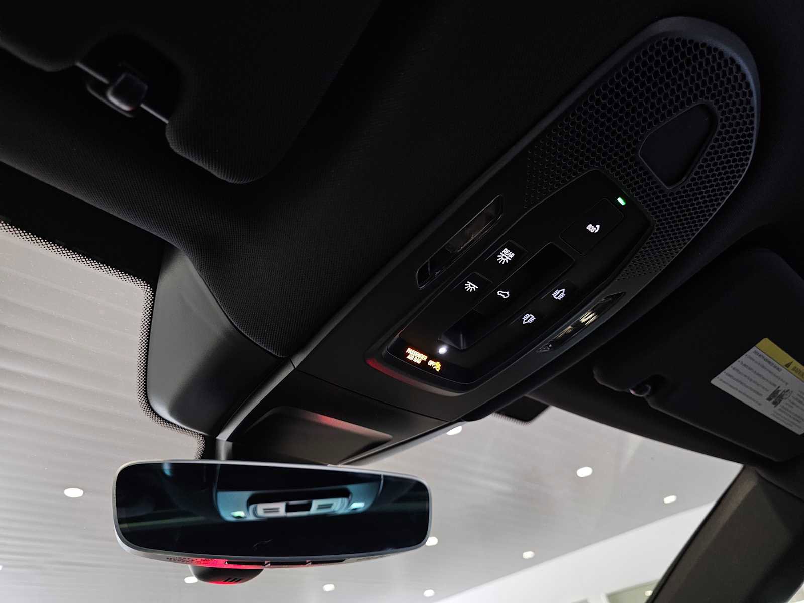 New 2025 Porsche Panamera 4 image 30