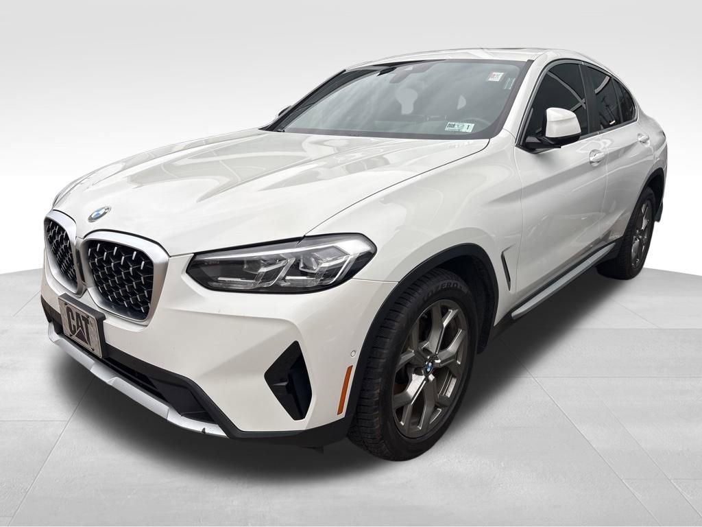 Used 2022 BMW X4 xDrive30i w/ Premium Package 2 image 1