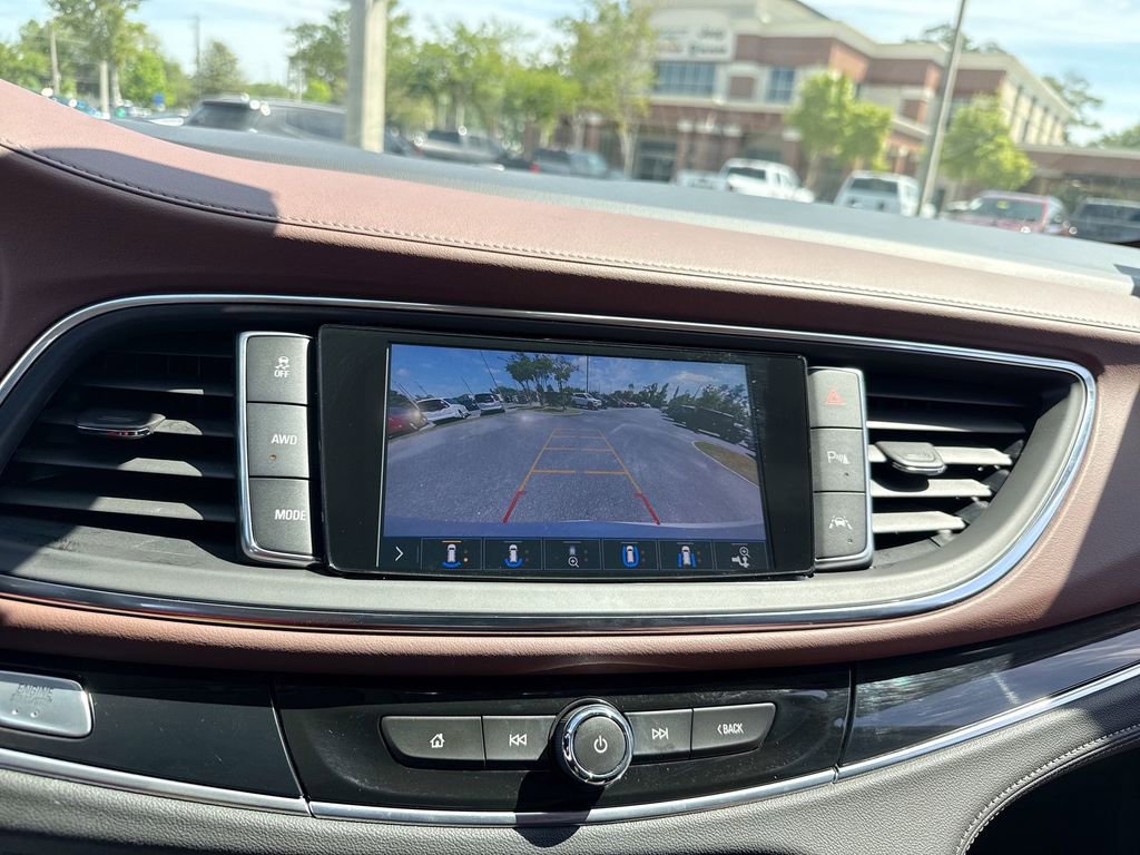 Used 2021 Buick Enclave Avenir w/ Avenir Technology Package image 22