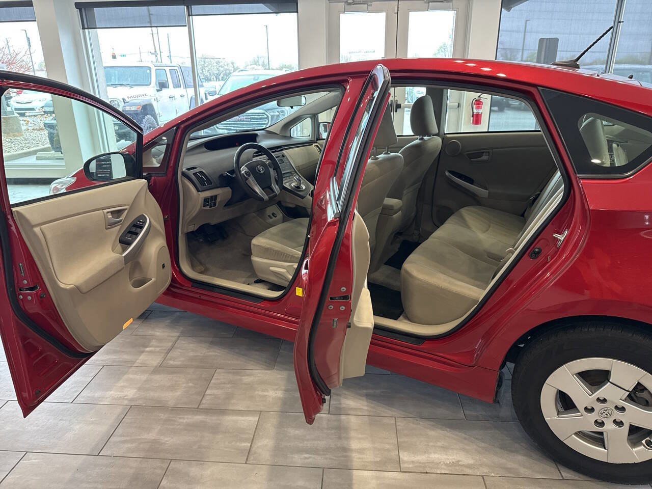 Used 2011 Toyota Prius Three image 11