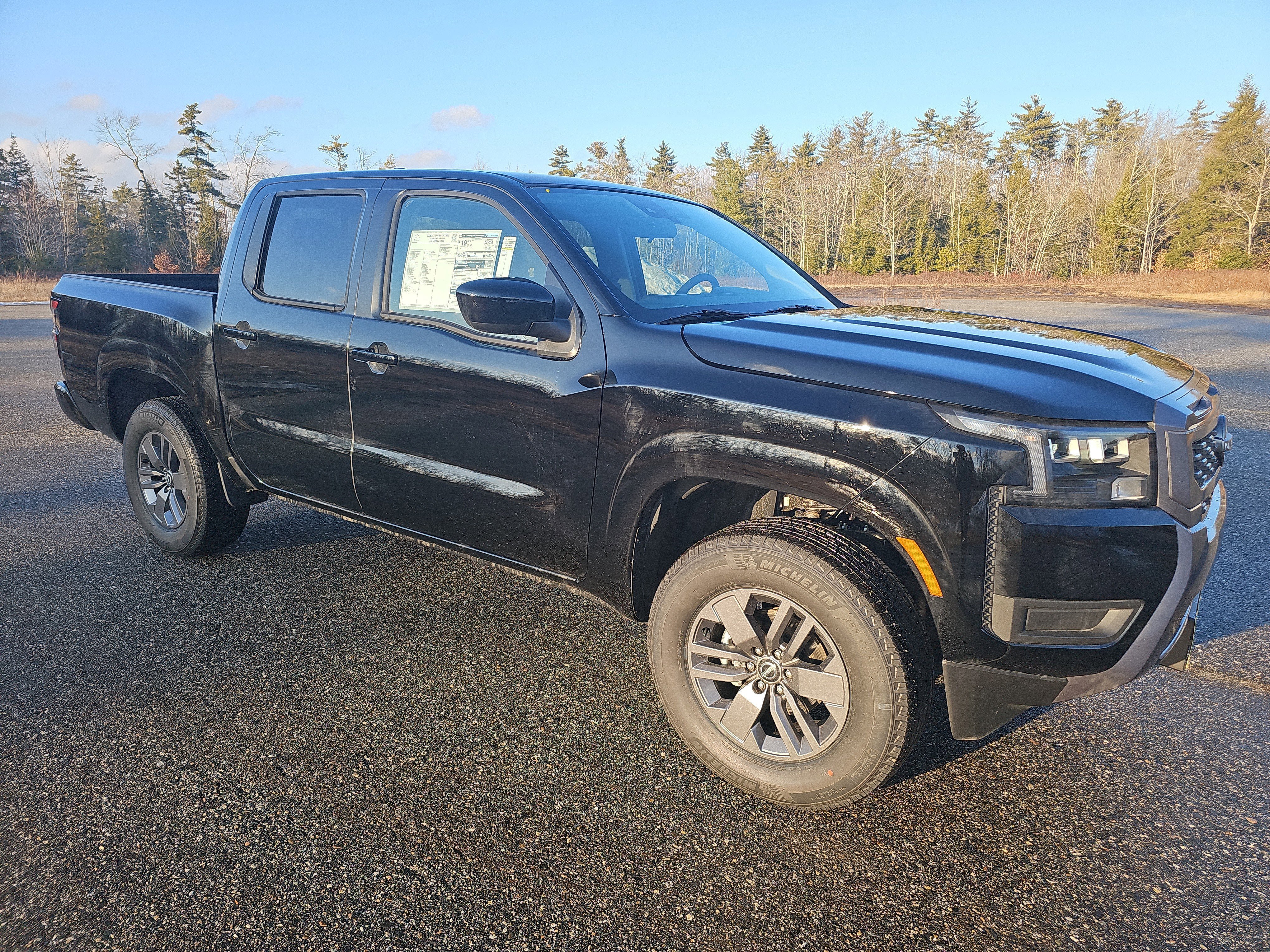 New 2026 Nissan Frontier SV w/ All-Weather Content Package image 9