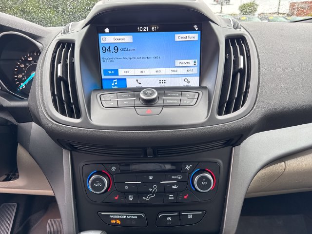 Used 2017 Ford Escape SE w/ Equipment Group 201A AWD/4WD image 18