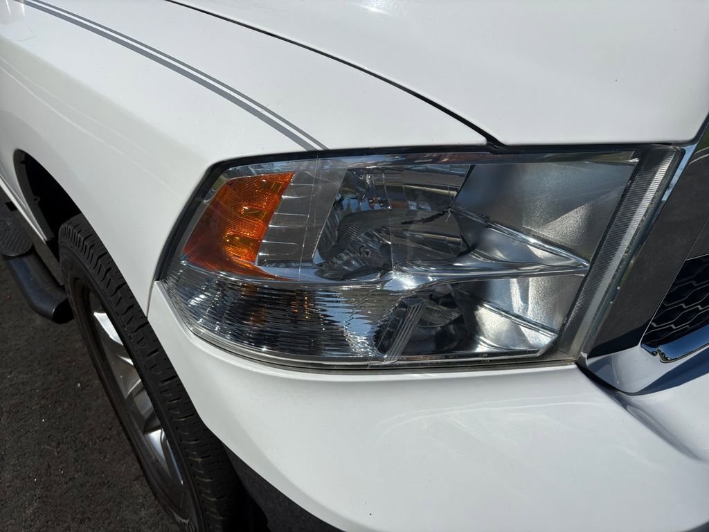 Used 2020 RAM 1500 Classic SLT image 26