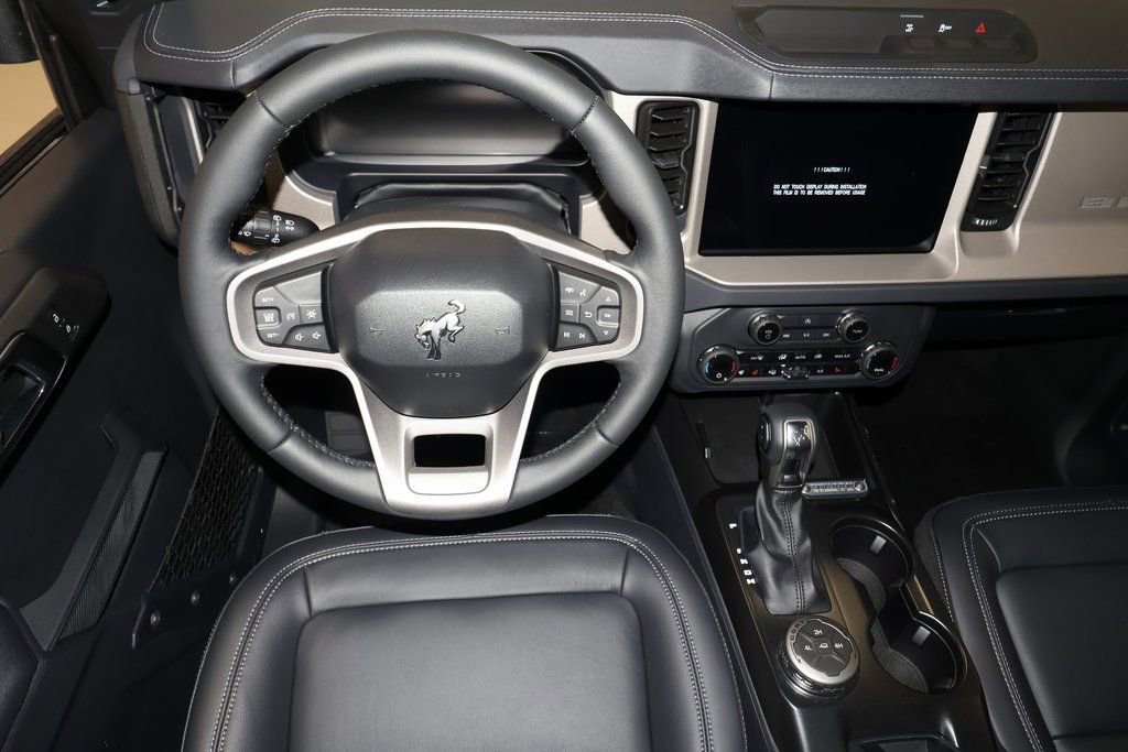 New 2025 Ford Bronco Outer Banks image 16