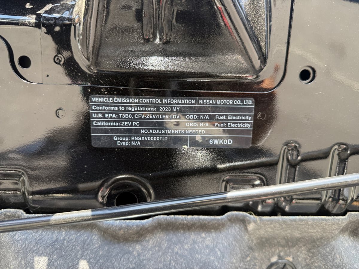 Used 2025 Nissan Leaf S FWD image 18