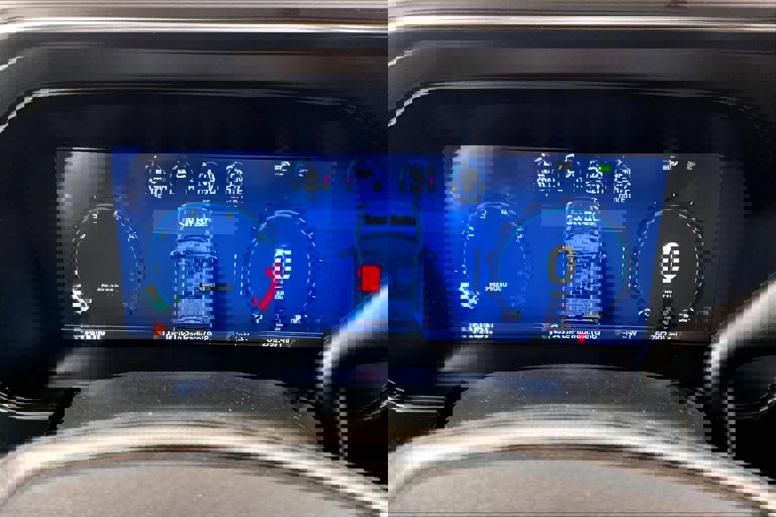 Used 2024 Ford F250 Platinum w/ FX4 Off-Road Package image 25