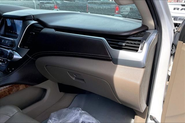 Used 2020 Chevrolet Tahoe Premier AWD/4WD image 16