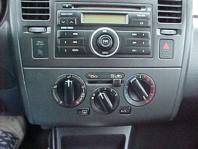 Used 2008 Nissan Versa 1.8 S w/ PWR Pkg image 38