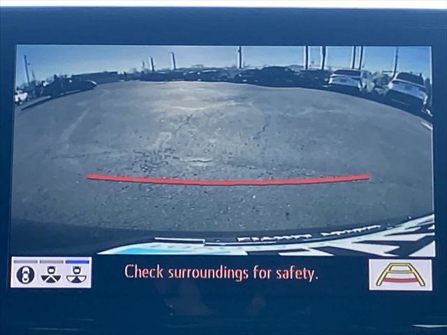 Certified 2022 Toyota Sienna Platinum image 17