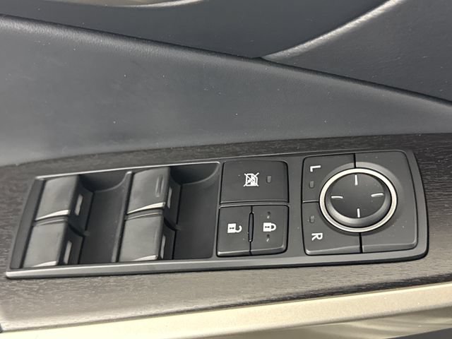 Used 2019 Lexus IS 300 AWD w/ Navigation Package image 31
