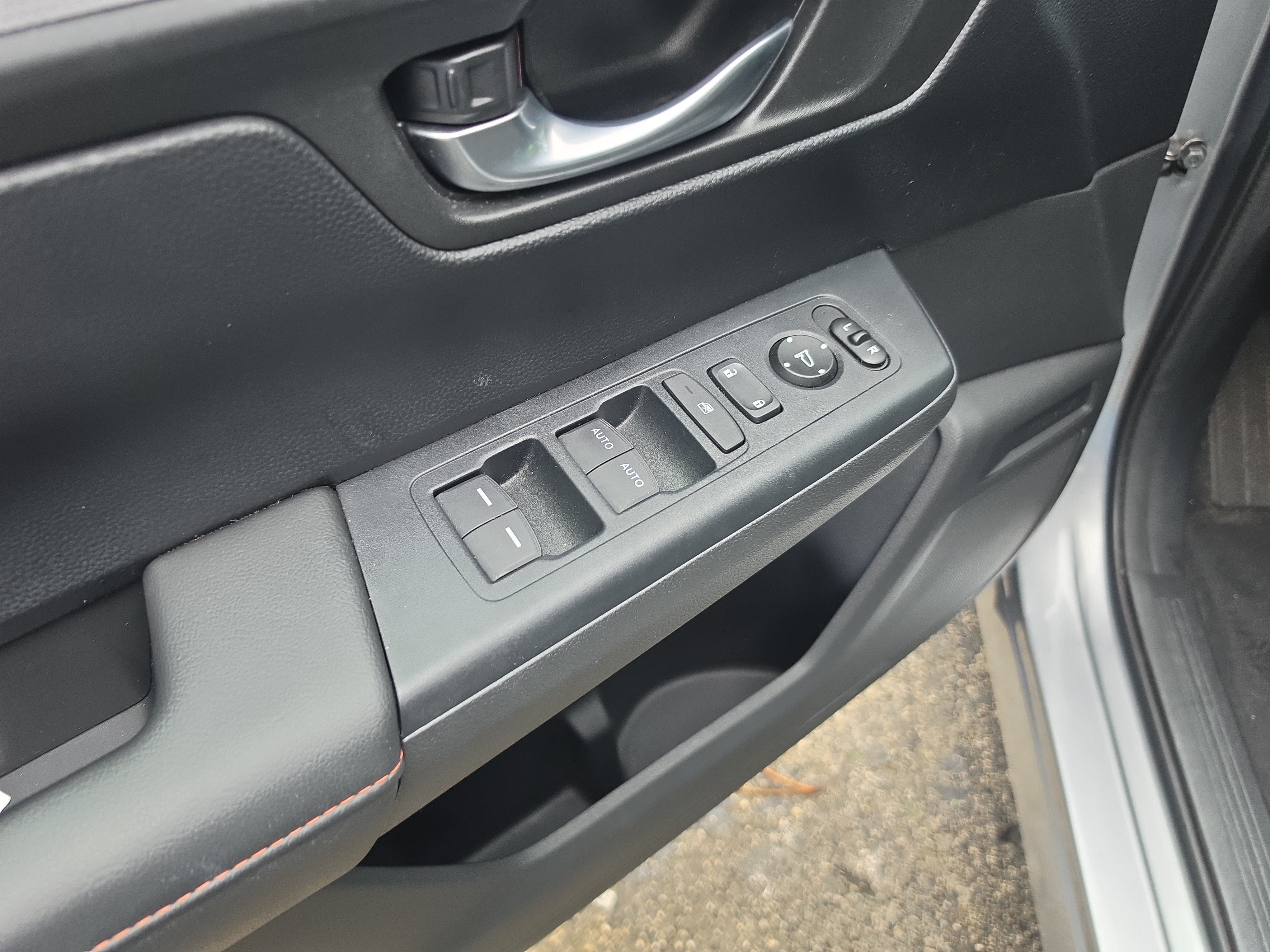 Used 2024 Honda CR-V Sport image 16