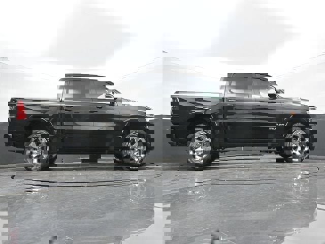New 2026 RAM 1500 4x4 Crew Cab image 58