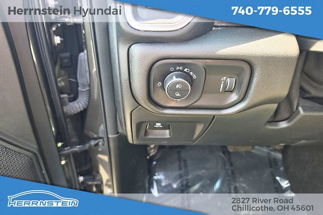 Used 2022 RAM 1500 Big Horn AWD/4WD image 10