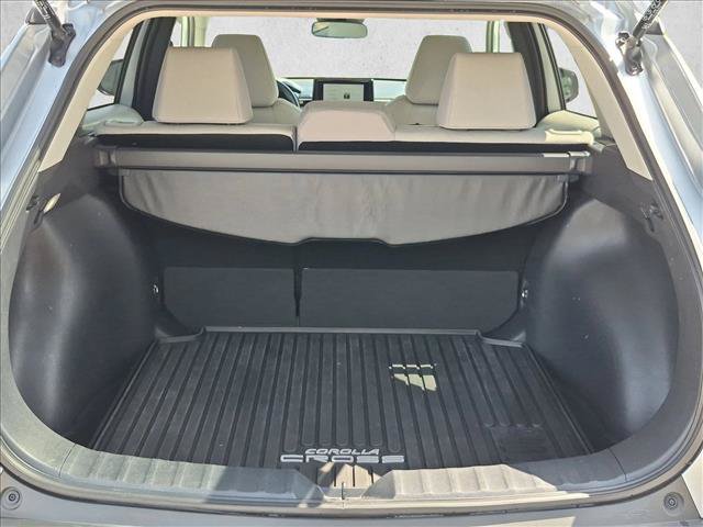 Used 2023 Toyota Corolla Cross LE FWD image 6