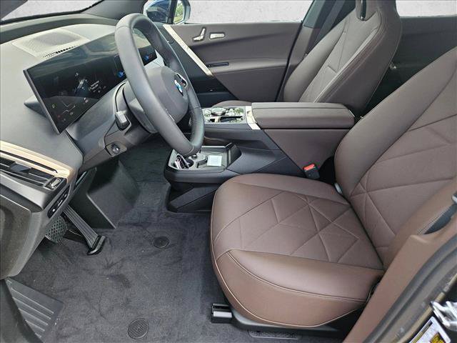 Certified 2026 BMW iX xDrive45 AWD/4WD image 15