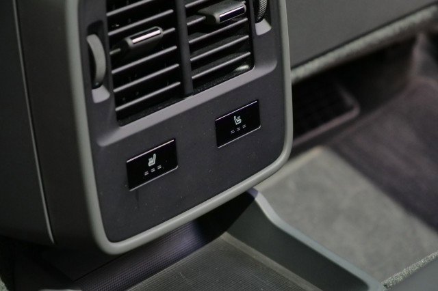 Used 2020 Porsche Taycan Turbo / Performance Package / image 36