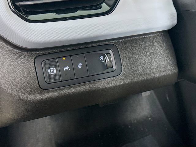 New 2027 Chevrolet Bolt LT w/ Comfort Package image 10