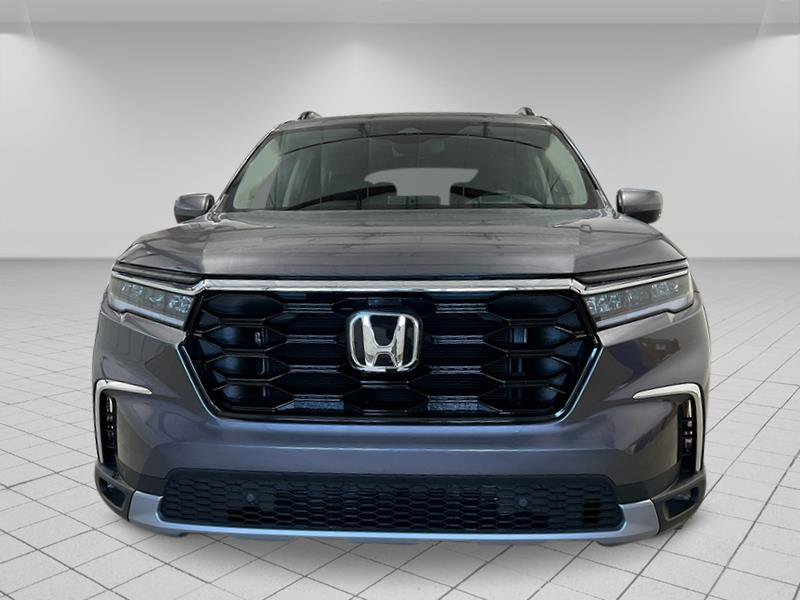 New 2025 Honda Pilot Touring image 11