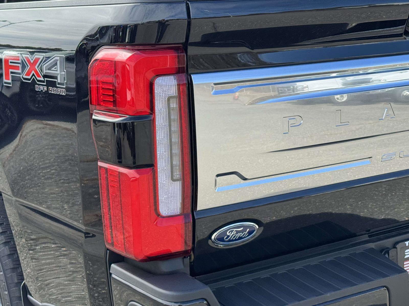 New 2026 Ford F250 Platinum w/ Platinum Plus Package image 9