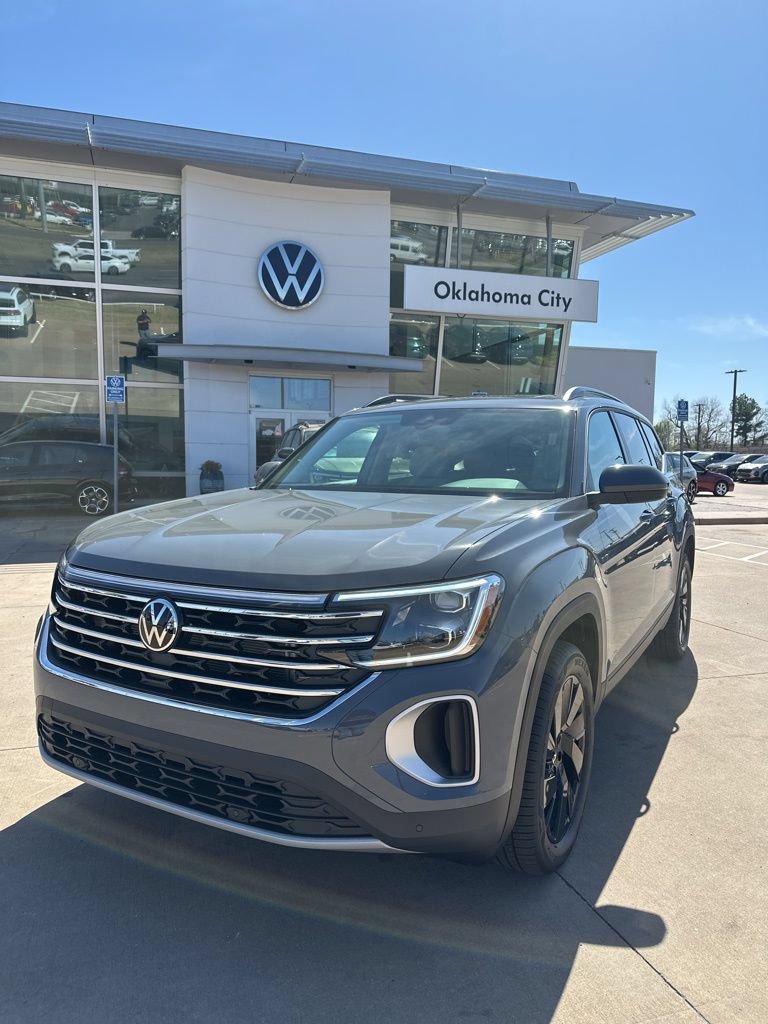 New 2026 Volkswagen Atlas SE