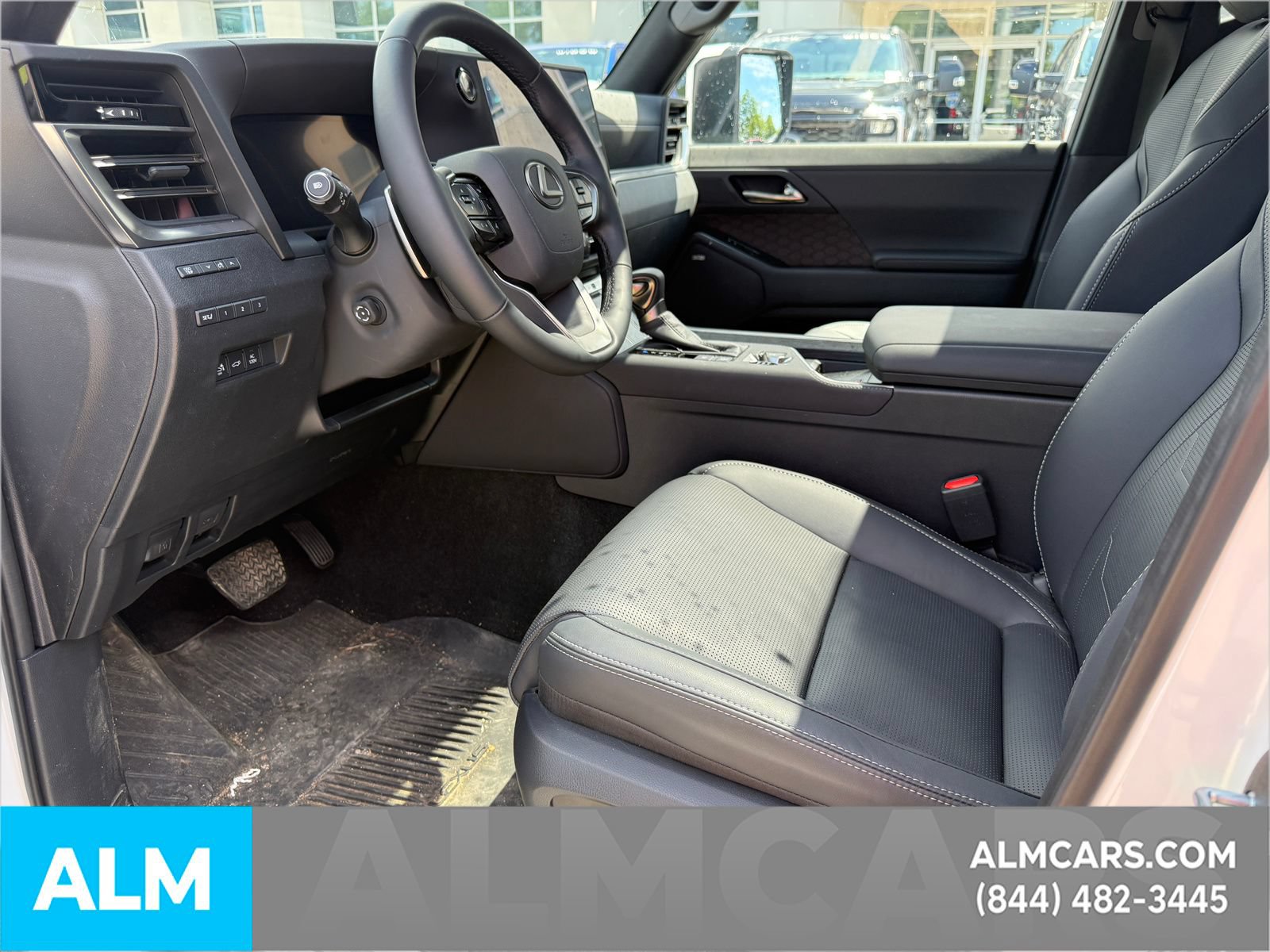 Used 2026 Lexus GX 550 w/ Accessory Package (2T) AWD/4WD image 14