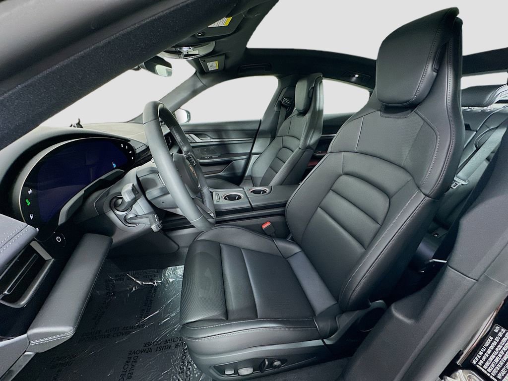 New 2025 Porsche Taycan 4S image 5