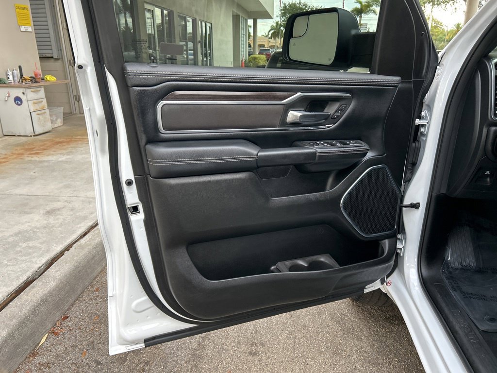 Used 2026 RAM 1500 Laramie AWD/4WD image 40