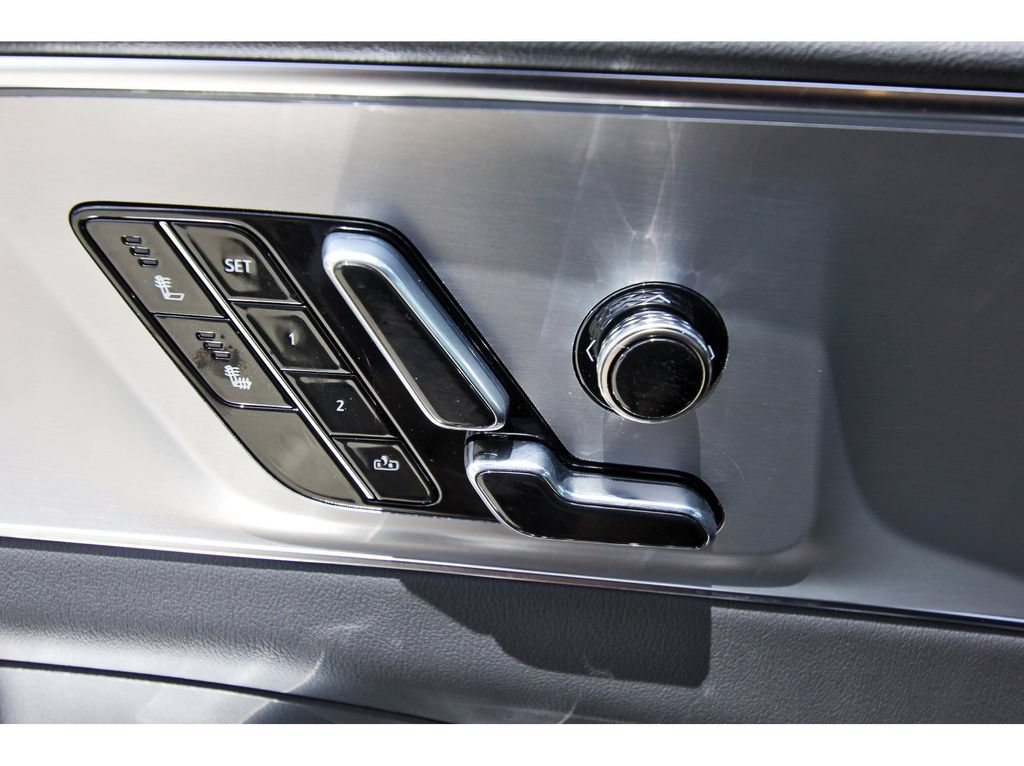 New 2027 Cadillac Lyriq Luxury AWD/4WD image 22