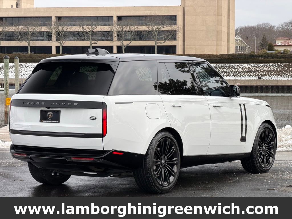 Used 2022 Land Rover Range Rover SE image 8